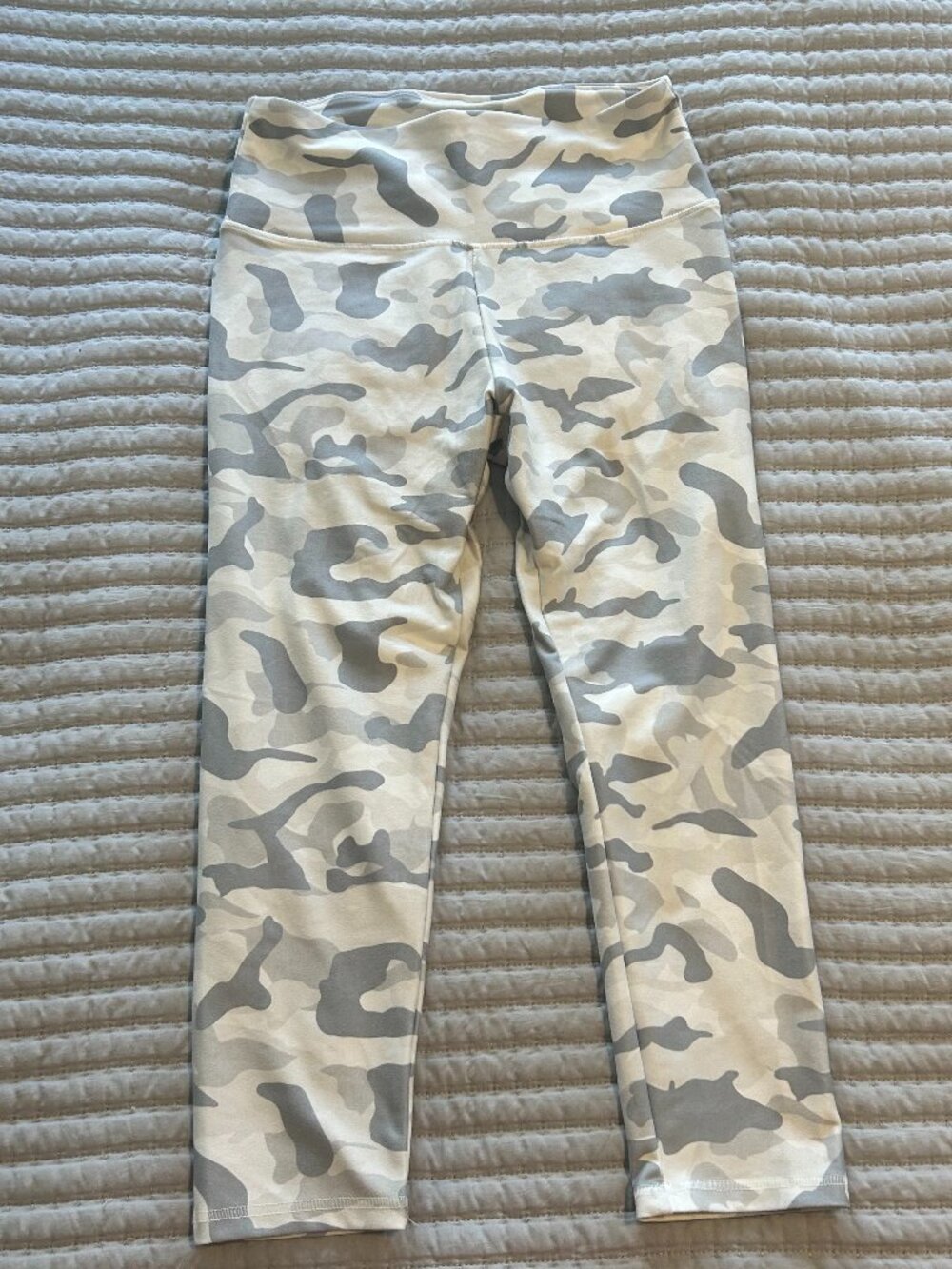 Balance Collection Camo Leggings Women's Medium Grey White Camouflage Yoga